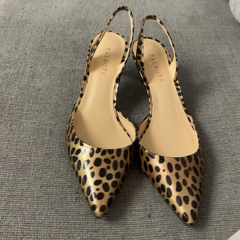 Talbots Sandals - Picture 2 of 3
